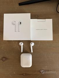 Airpods con scontrino