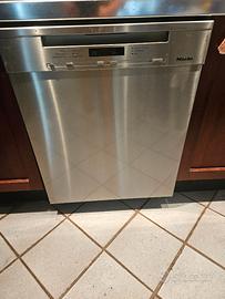 LAVASTOVIGLIE MIELE