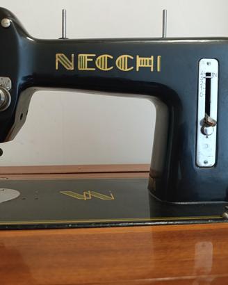 Necchi macchina da cucire 