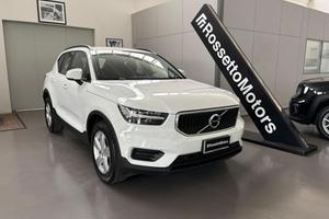 VOLVO XC40 T2 Momentum Core N1
