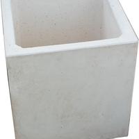 Vaso in cemento bianco e polvere di marmo