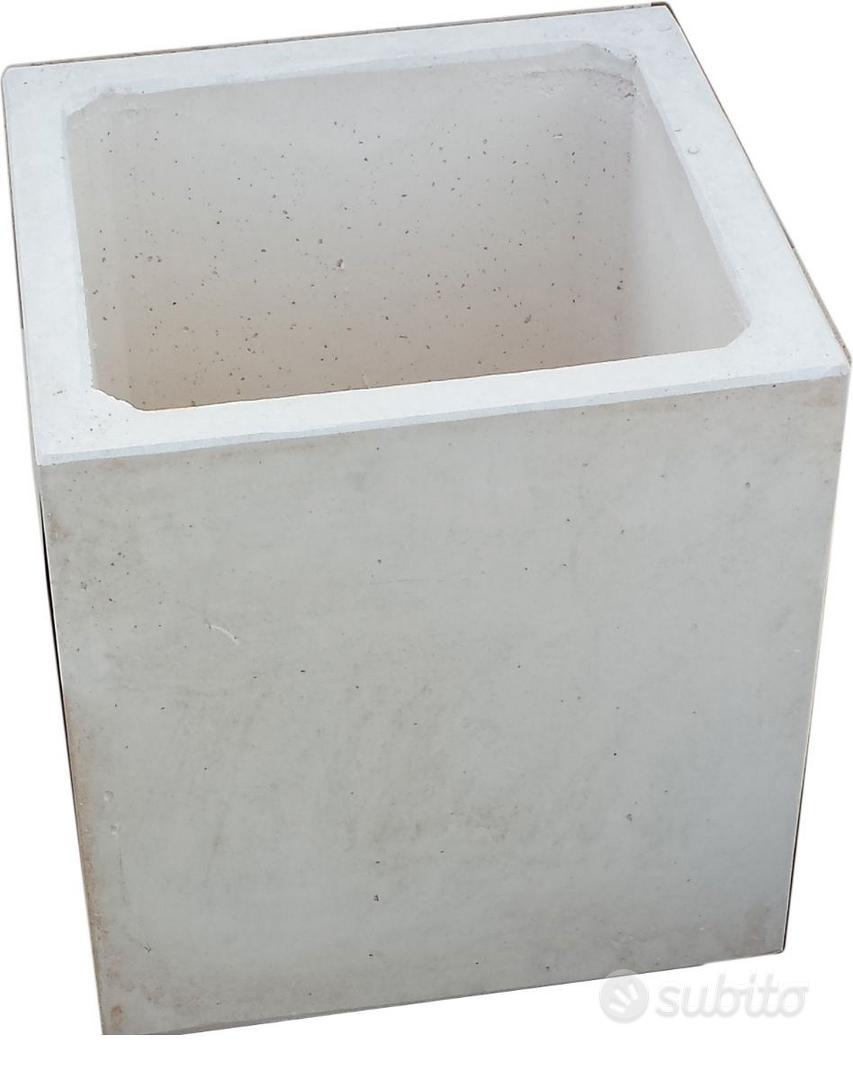 VASO PORTAFIORI ART-0528 IN CEMENTO NO PIETRA