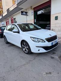 Peugeot 308 1.6 HDi 92 CV BERLINA *140.000km*