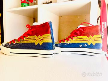 SCARPE FATTE A MANO WONDER WOMAN