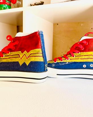 SCARPE FATTE A MANO WONDER WOMAN