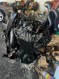 MOTORE USATO TRAFIC M9RF6 2012