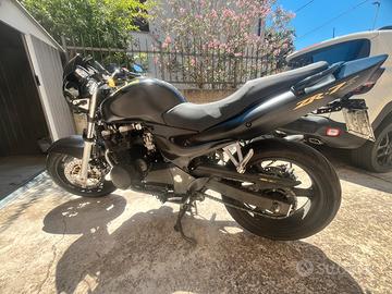 Kawasaki ZR-7