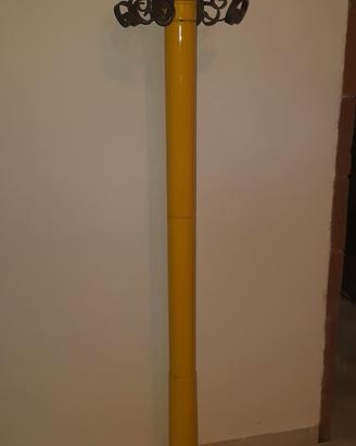 appendiabiti giallo, smontabile in legno 