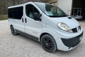 Renault Trafic 9 posti