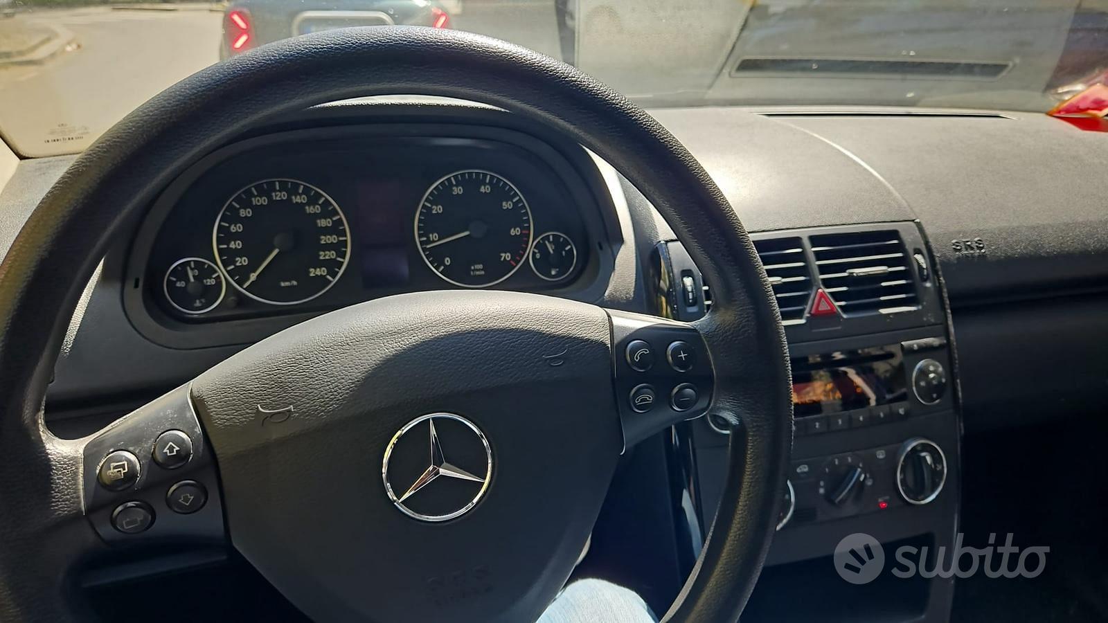 Mercedes-Benz A-Class 2005 photo 2