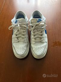 Scarpa Nike baffo blu’