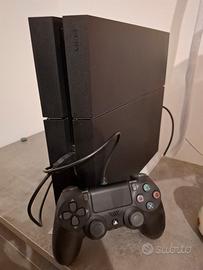 PS4 500GB (Chassis C) + 8 giochi + HDD esterno 2TB