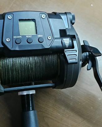 Daiwa Tanacom 1200 più 2 canne