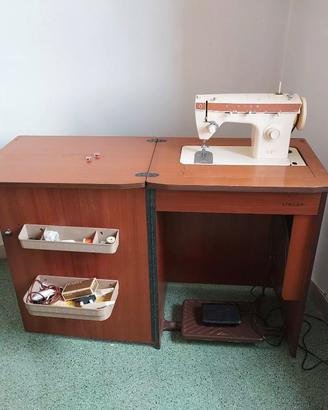 Macchina da cucire singer 1960