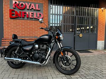 Royal Enfield Meteor 350 Stellar Black