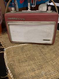 Macchina fotogra macchina da scrivere e radio