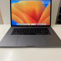 MacBook Pro 15” 2017  i7 16GB RAM 256GB