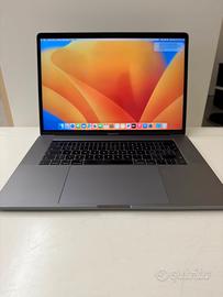 MacBook Pro 15” 2017  i7 16GB RAM 256GB