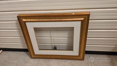 cornice e passpartout dorati