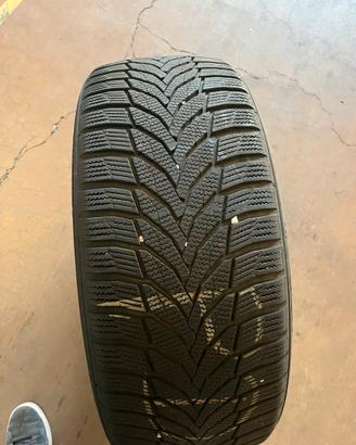 Pneumatici copertoni neve Nexen 235-45R19 99V