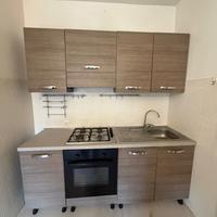 Cucina moderna color marrone chiaro granito