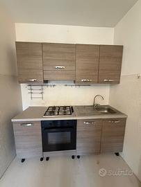 Cucina moderna color marrone chiaro granito