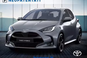 Toyota Yaris 1.5h 130 Premium