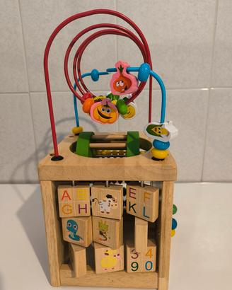 Gioco educativo cubo multiattività in legno