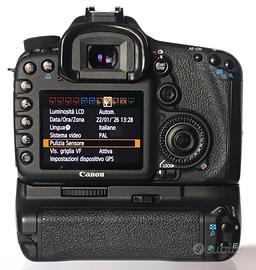 Canon EOS 7D – 47.459 scatti –Kit con Battery Grip
