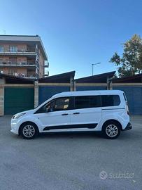 Ford Tourneo Connect 7 posti Motore Nuovo