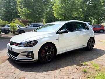 Volkswagen Golf 2.0 tsi Gti Performance 245cv dsg