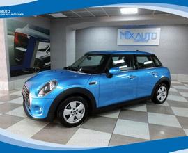 MINI Cooper 5 Porte AUT EU6