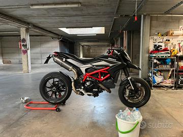 DUCATI HYPERMOTARD 821 (A2)