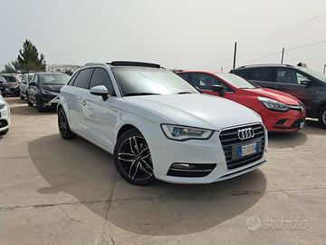 Audi A3 1.6 TDI S-LINE TETTO APRIBILE