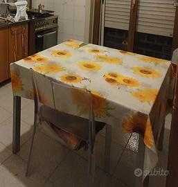 Tavolo in alluminio e vetro allungabile