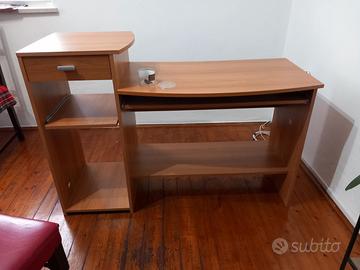 Scrivania cameretta