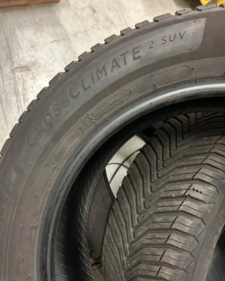 Pneumatici 235 60 R18 107 rinforzati