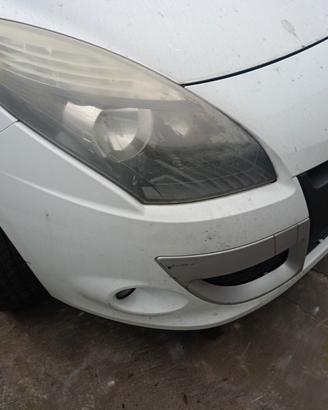 Fanale anteriore dx Renault Scenic III xmode