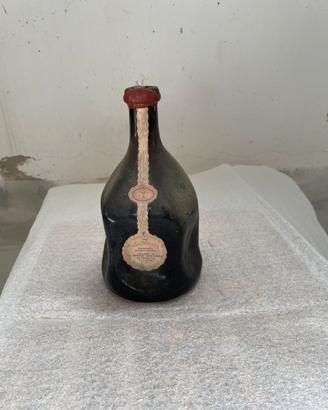 Bottiglia vino gattinara 1962