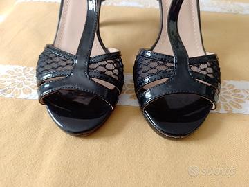 Due paia di scarpe 38/39