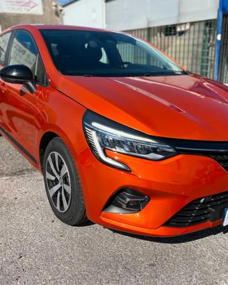 Renault Clio TCe GPL EQUILIBRE KM 48.600 - 2023