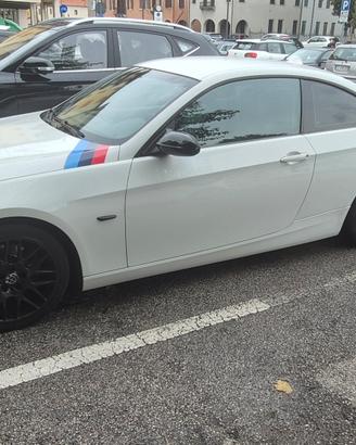 BMW  COUPÈ E92 320 Diesel