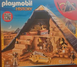 Piramide playmobil History