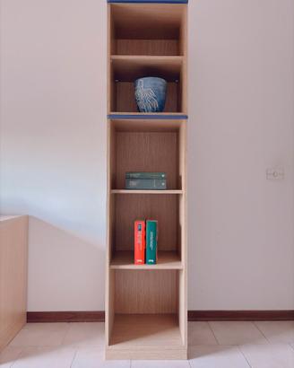 Libreria a colonna 4 ripiani marrone/blu indipende