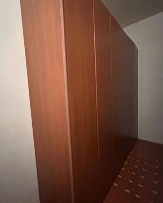 Armadio moderno noce chiaro a 6 ante