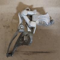 Deragliatore anteriore campagnolo