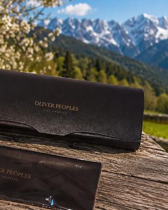 Custodia Oliver Peoples originale nuova con panno
