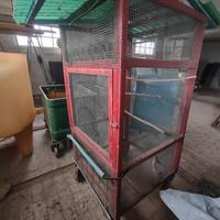 voliera con carrello