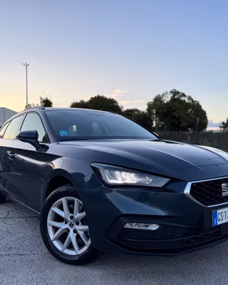 SEAT LEON SportsTourer 2.0 TDI DSG-Led Carplay