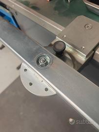 Cavalletto per motori moto